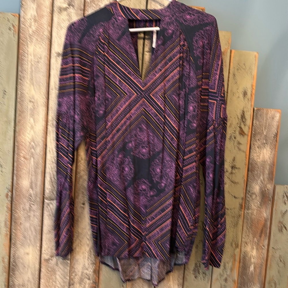 Free People top. Large